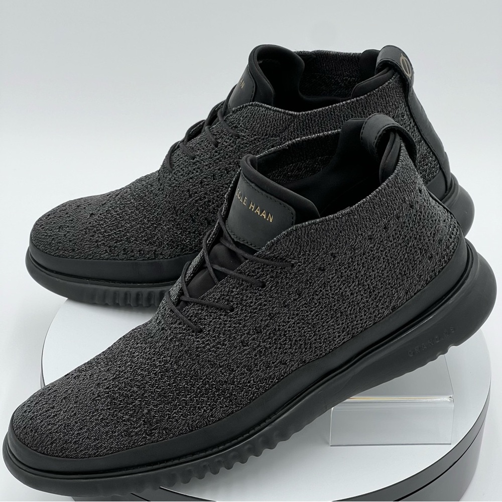 2017 Cole Haan 2.ZEROGRAND Stitchlite Chukka Boot. Black. M 10.5
